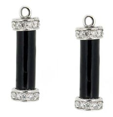 Entrepiezas de coral negro y diamantes