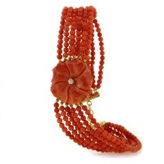 Collar choker 6 hilos coral, flor natural tallada y diamante