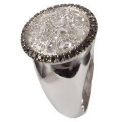 Sortija de diamantes tipo sello redondo