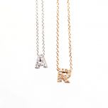 Colgante Inicial "mini" de diamantes cadena graduable