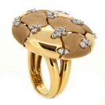 Anillo damero oro matizado y diamantes