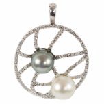 Colgante de perlas y diamantes
