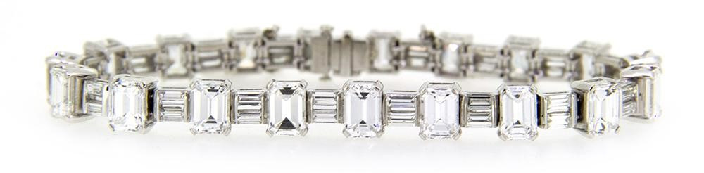 Pulsera riviere de diamantes talla esmeralda y baguette Pulsera riviere de diamantes talla esmeralda y baguette